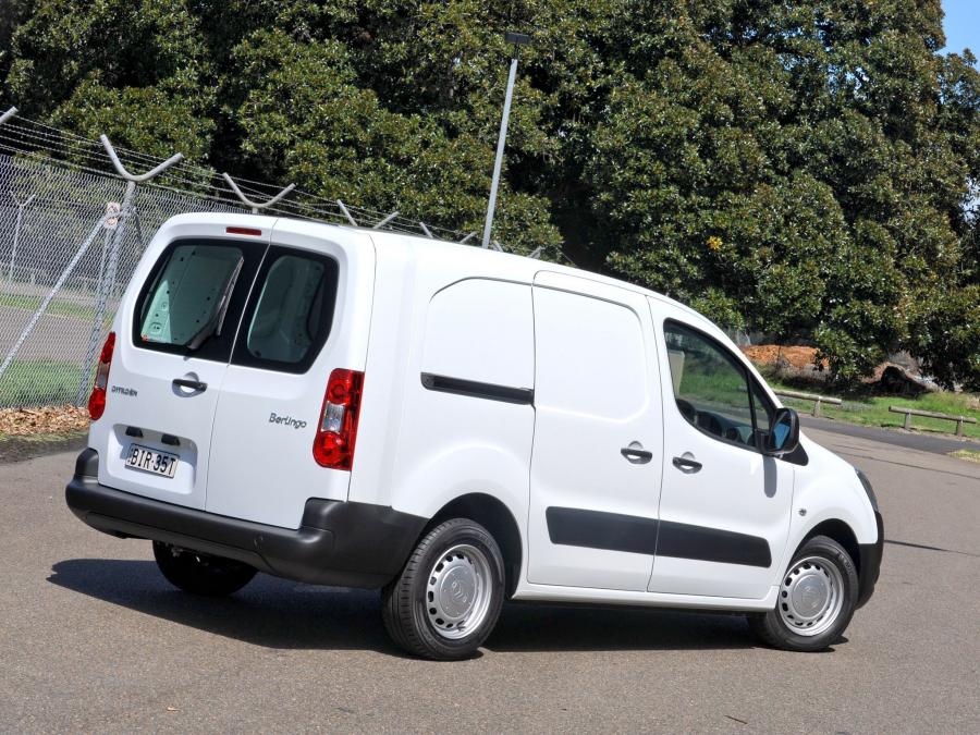  Citroen Berlingo Van Long Limited Edition 2008 года  (фото 10 из 12)